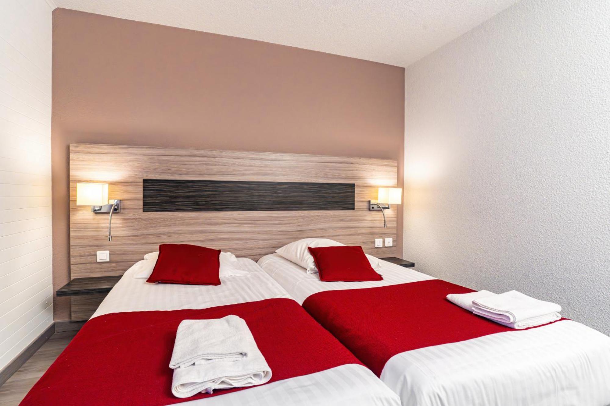 Hotel Restaurant Argos, Strasbourg Nord フェンデンハイム エクステリア 写真