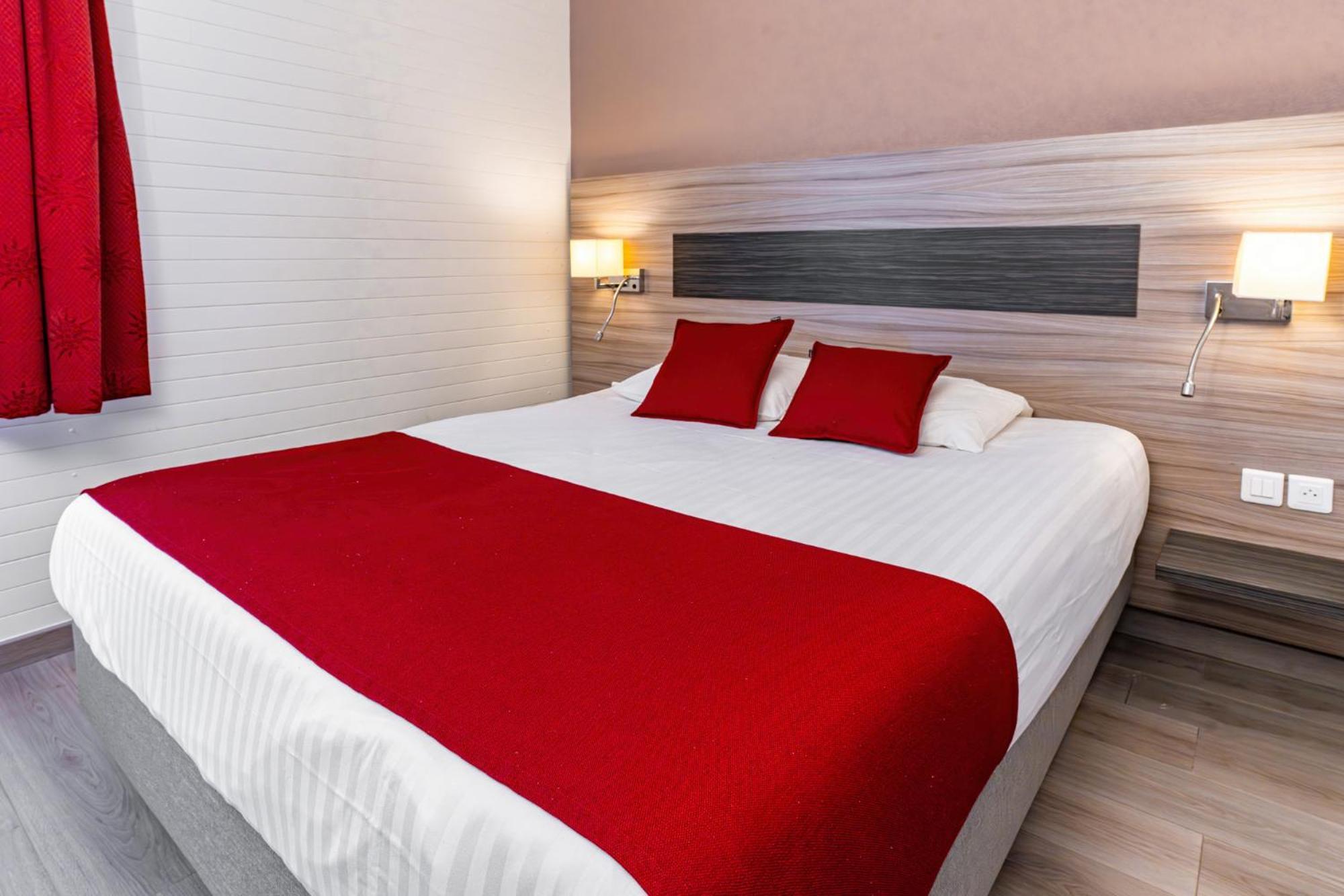 Hotel Restaurant Argos, Strasbourg Nord フェンデンハイム エクステリア 写真