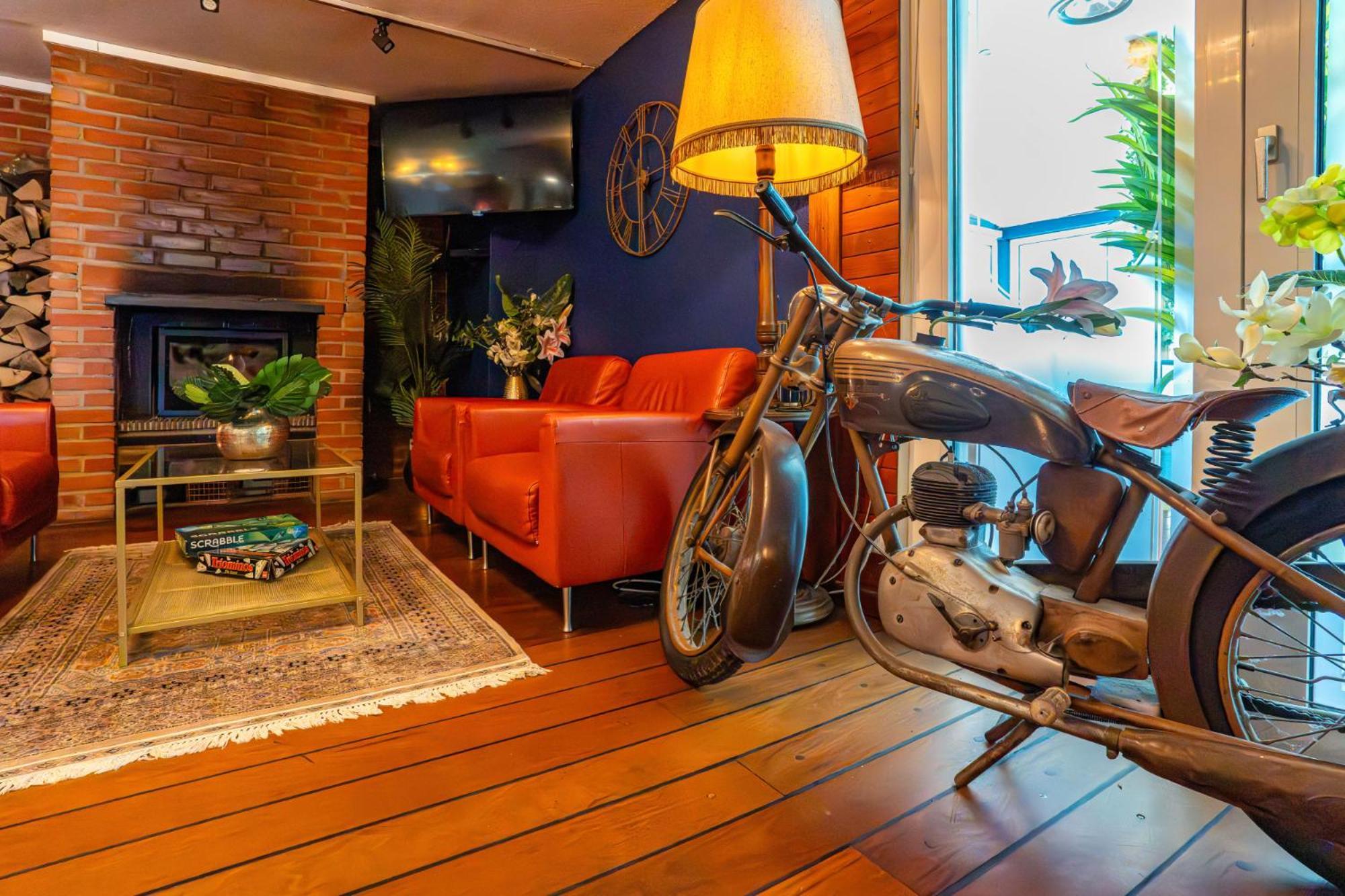 Hotel Restaurant Argos, Strasbourg Nord フェンデンハイム エクステリア 写真