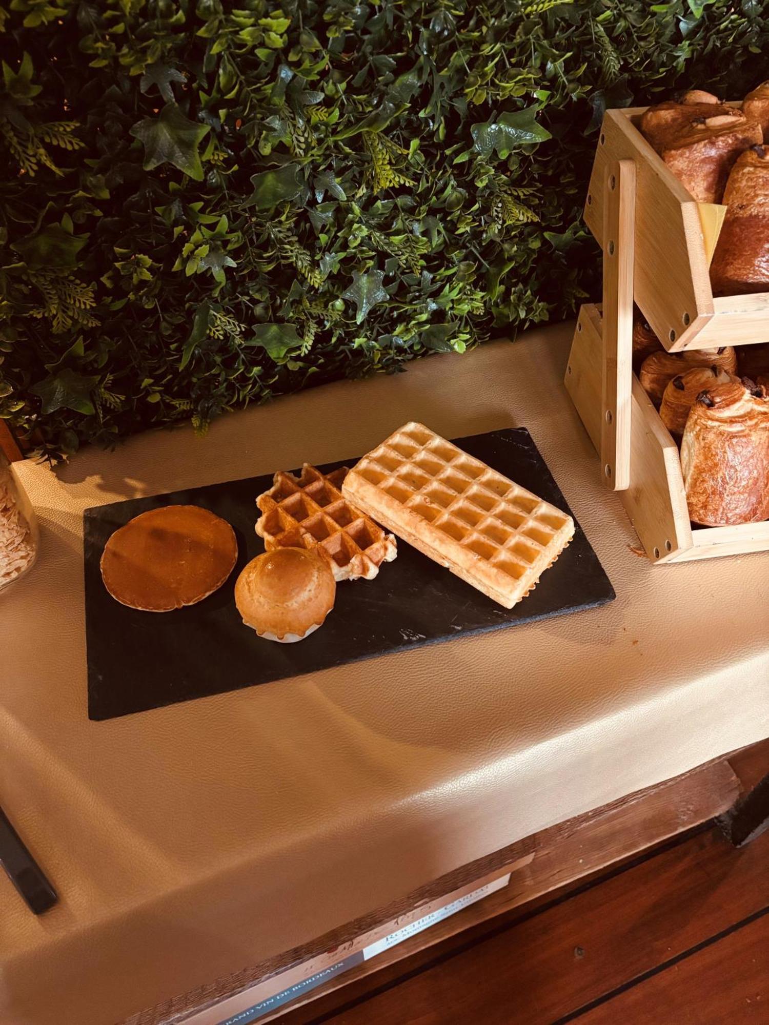 Hotel Restaurant Argos, Strasbourg Nord フェンデンハイム エクステリア 写真