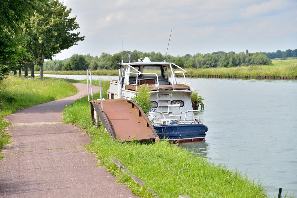 Hotel Restaurant Argos, Strasbourg Nord フェンデンハイム エクステリア 写真
